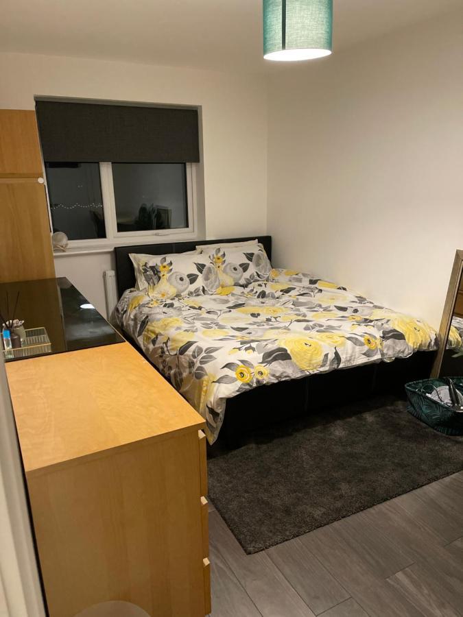 New Modern King Size Room With Ensuite And Parking Manchester Esterno foto